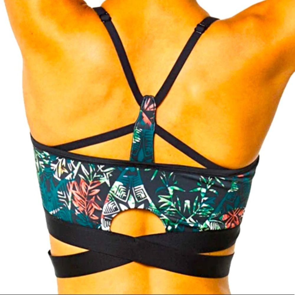 👍🏻🌹💪🏻 Shape Activewear Bra Top 👍🏻🌹💪🏻 Yum Yum
